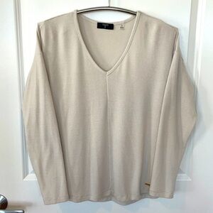 TAHARI | Women’s Light Beige V-Neck Long Sleeve Blouse Size Small